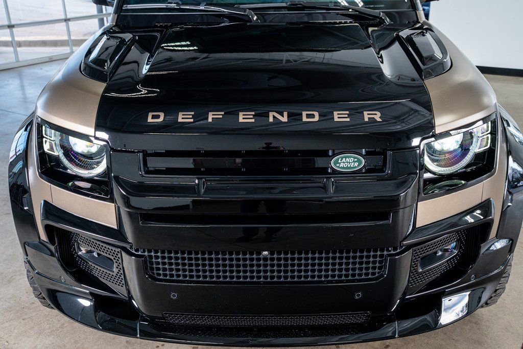 2025 Land Rover Defender 110 X
