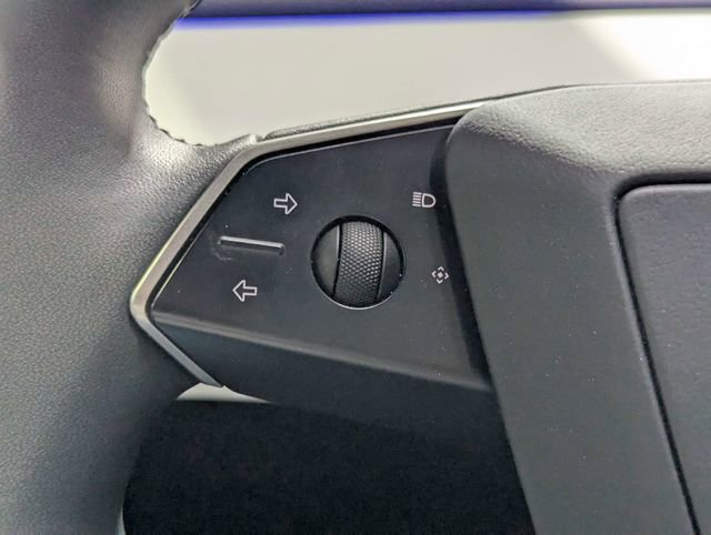 2024 Tesla Cybertruck AWD Crew Cab