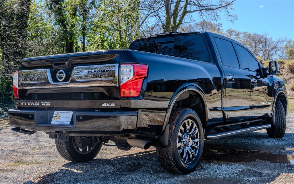 2017 Nissan Titan Platinum Reserve