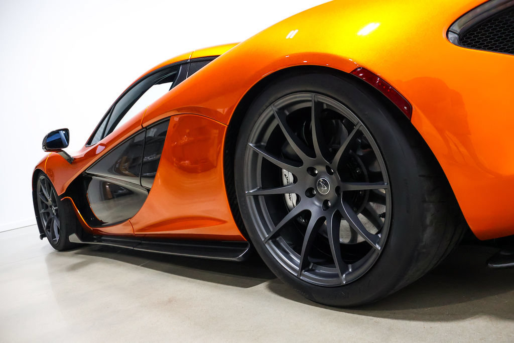 Used 2014 McLaren P1 photo 23