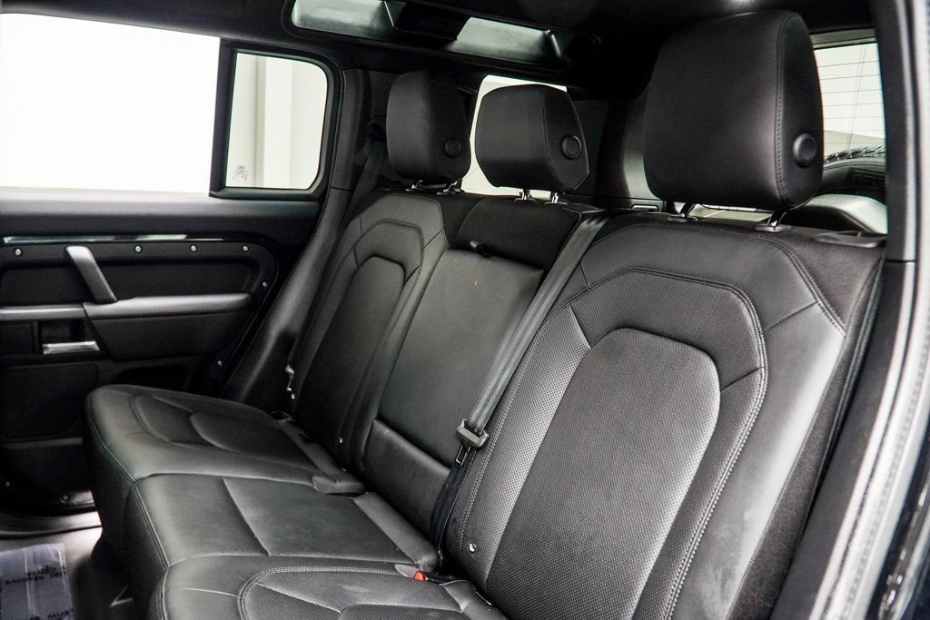 2025 Land Rover Defender 110 S