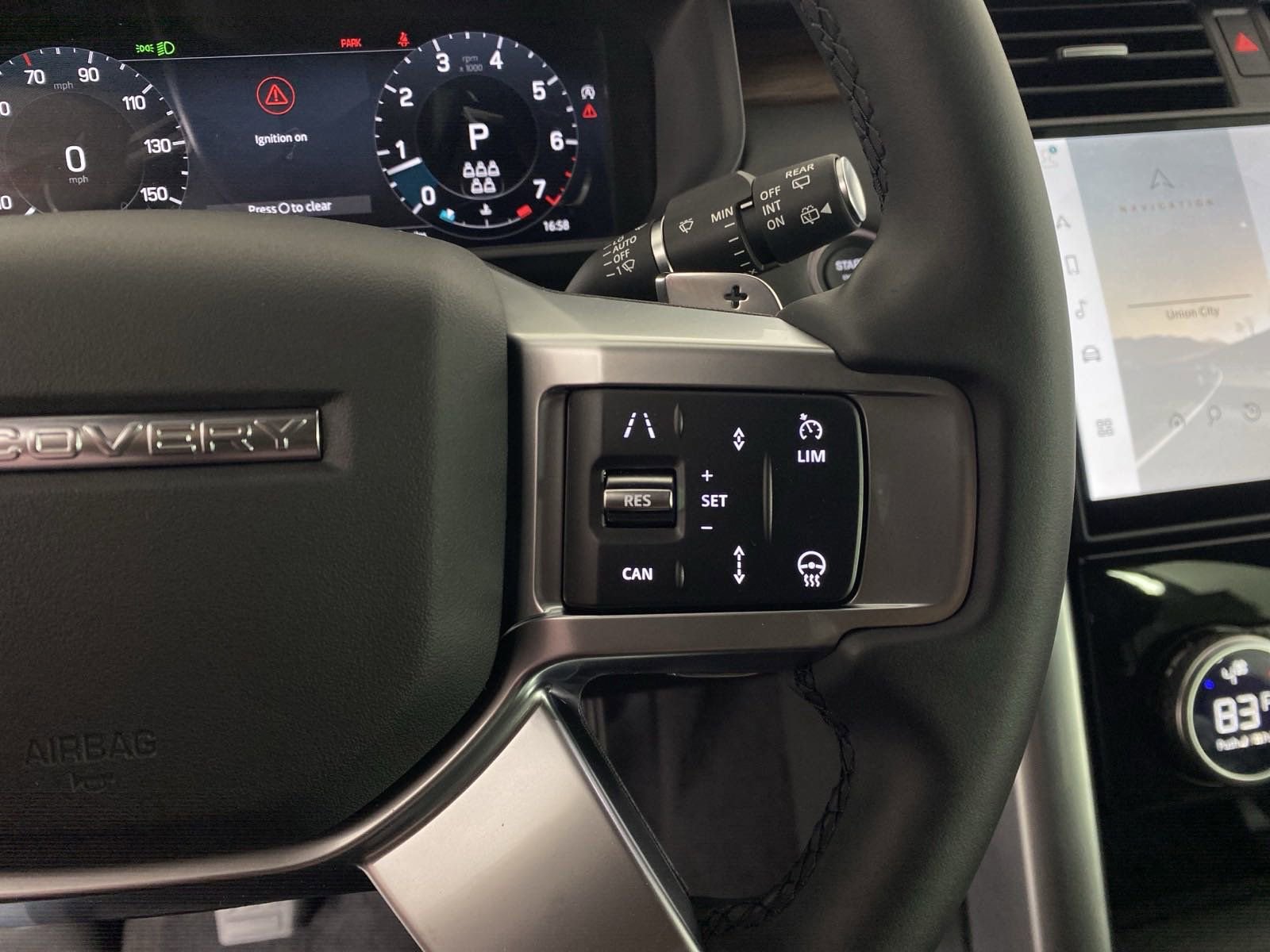 2025 Land Rover Discovery S