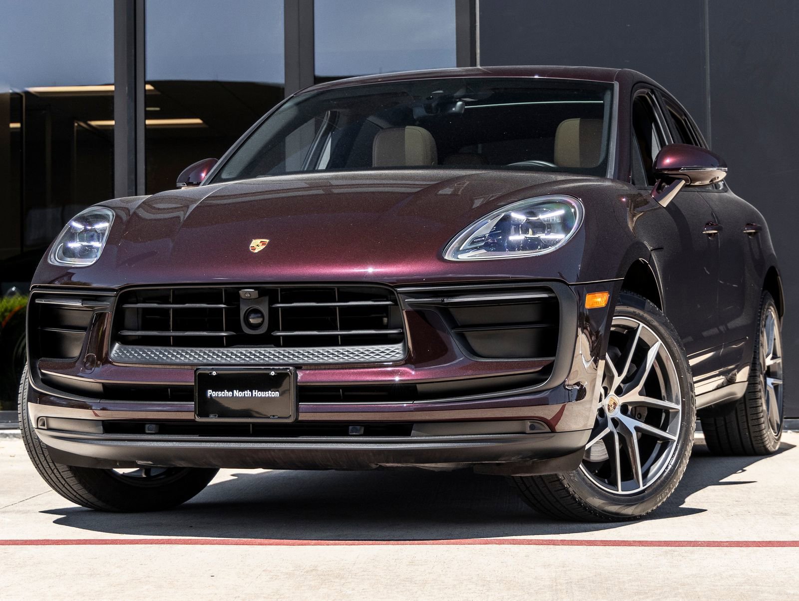 Certified 2023 Porsche Macan