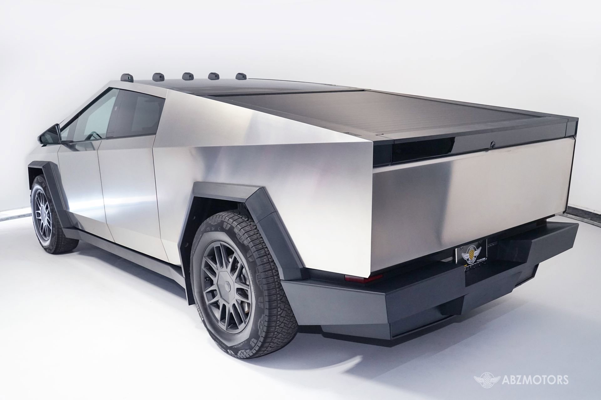 2024 Tesla Cybertruck Cyberbeast