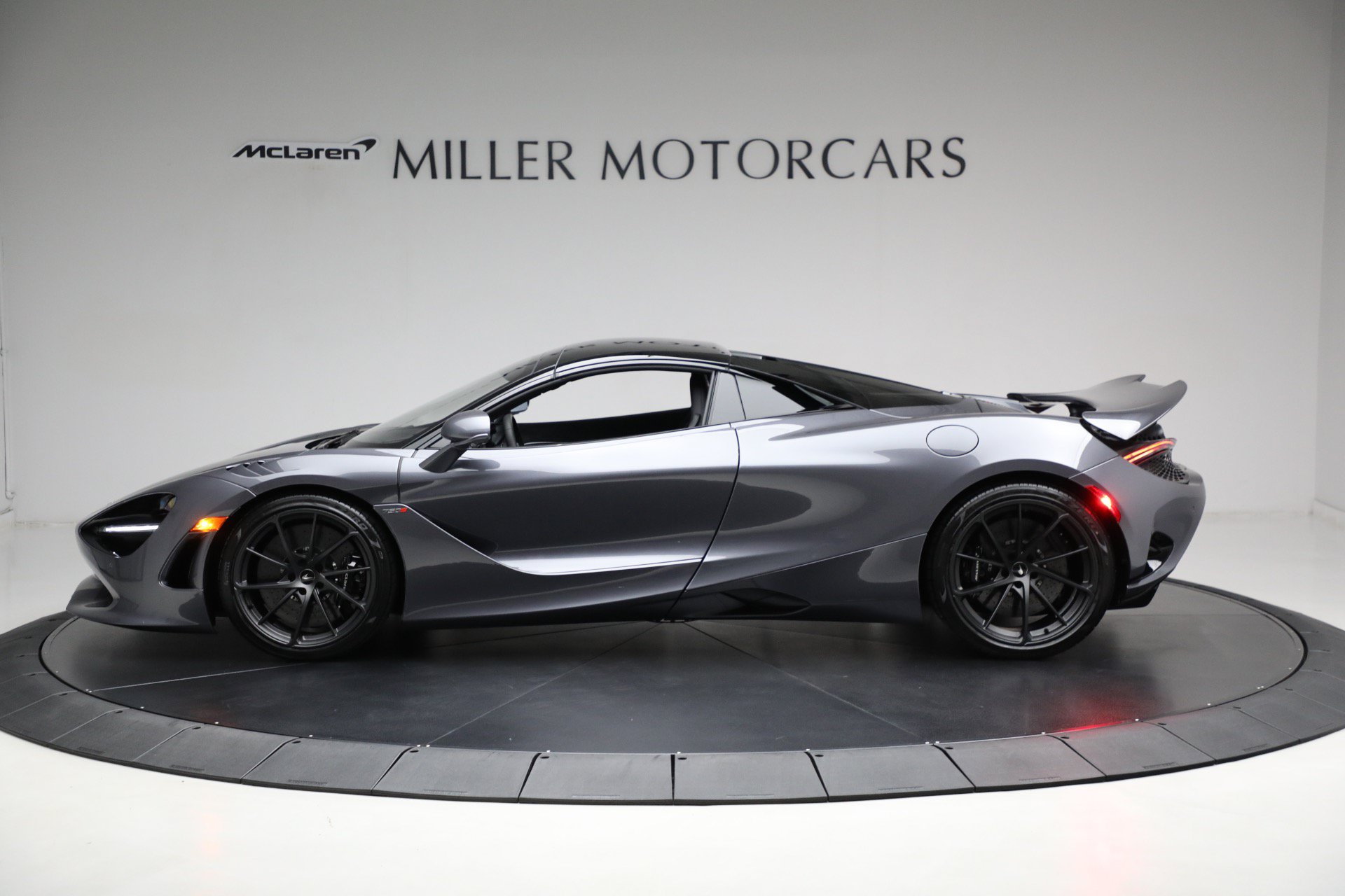 Used 2024 McLaren 750S Spider photo 14