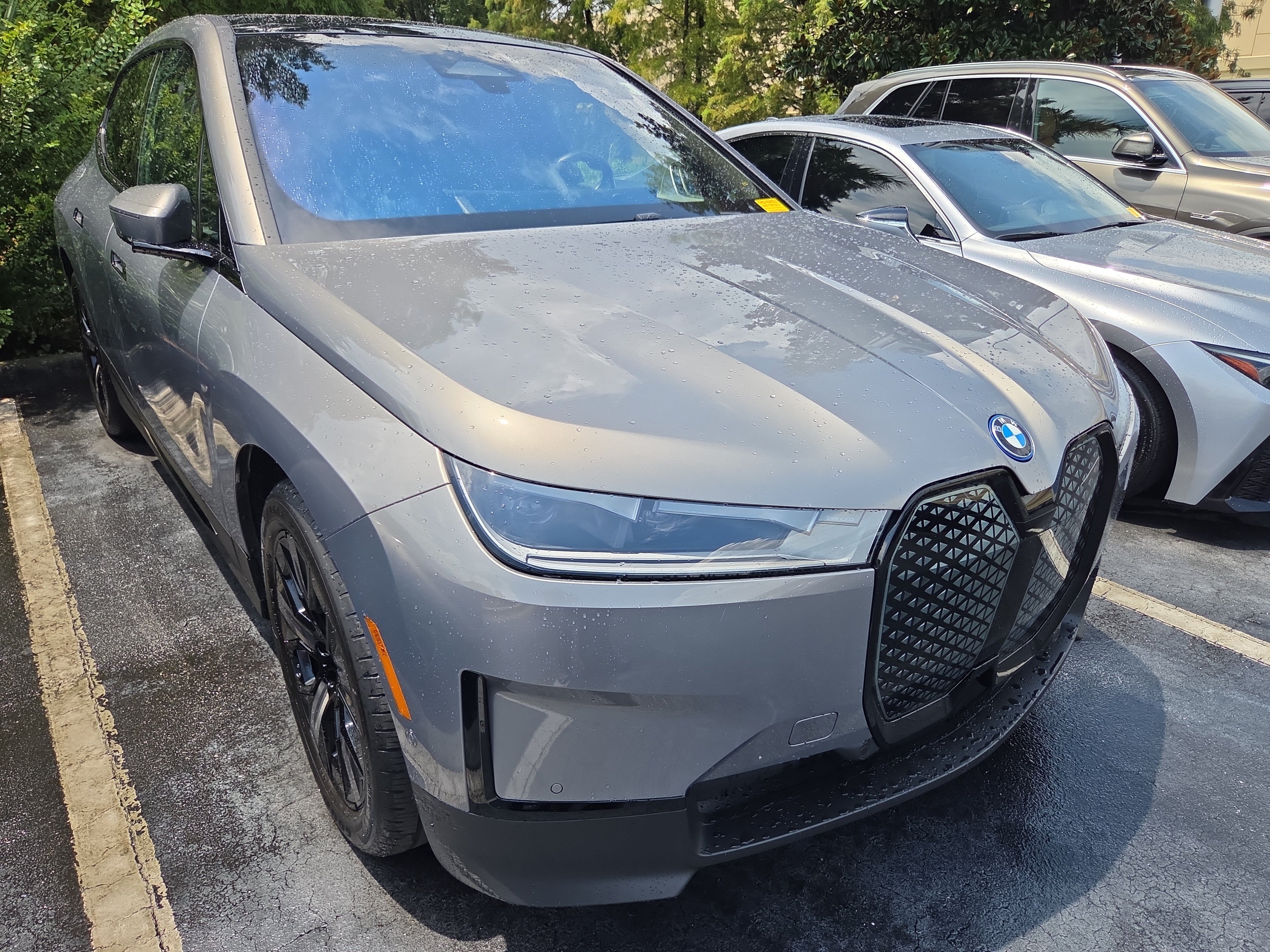 Certified 2025 BMW iX xDrive50 w/ Luxury Package