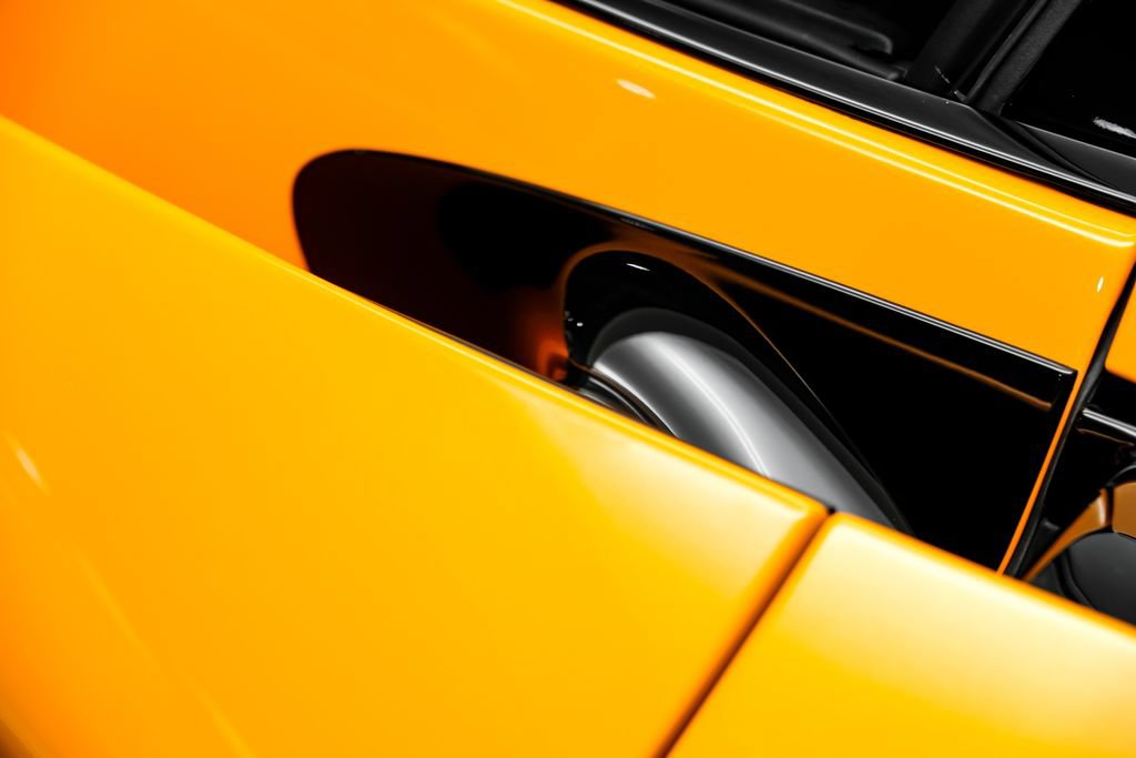 Used 2026 McLaren 750S Spider photo 45