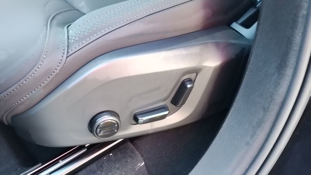 2026 Volvo Xc90 B6 Plus