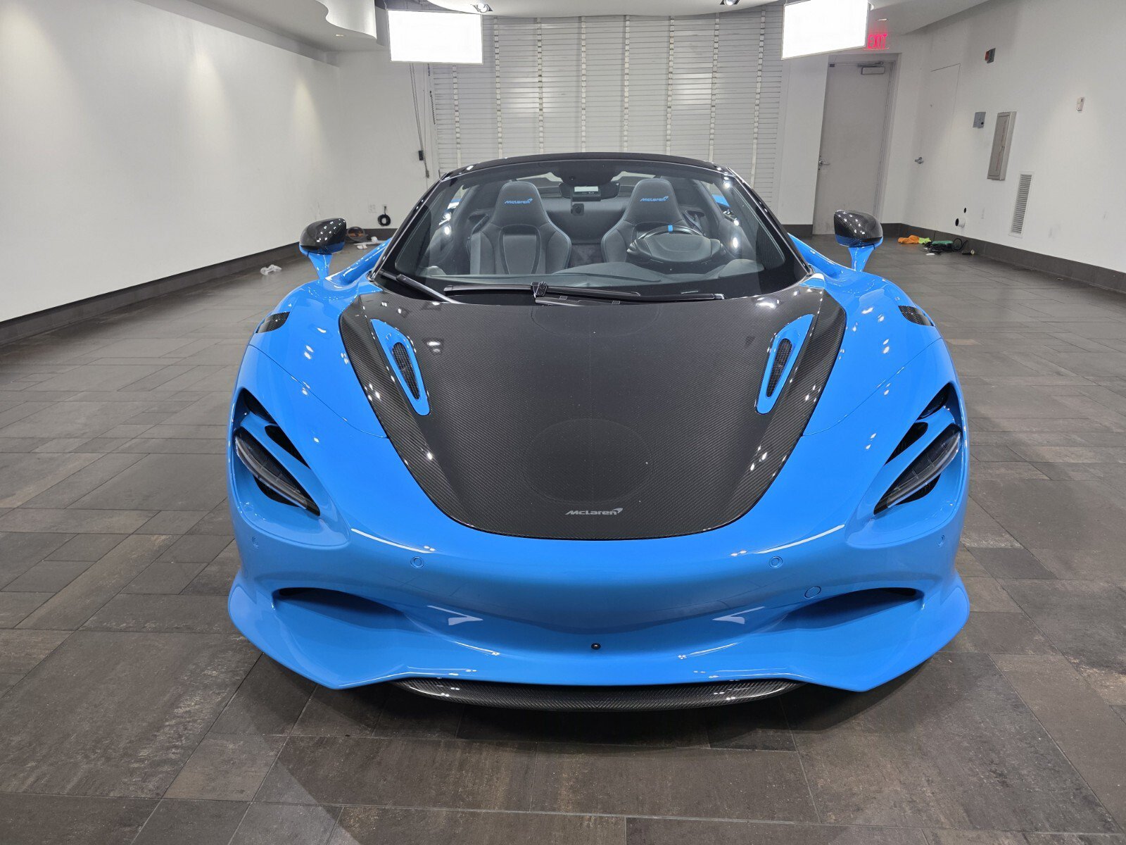 Used 2024 McLaren 750S Spider 2