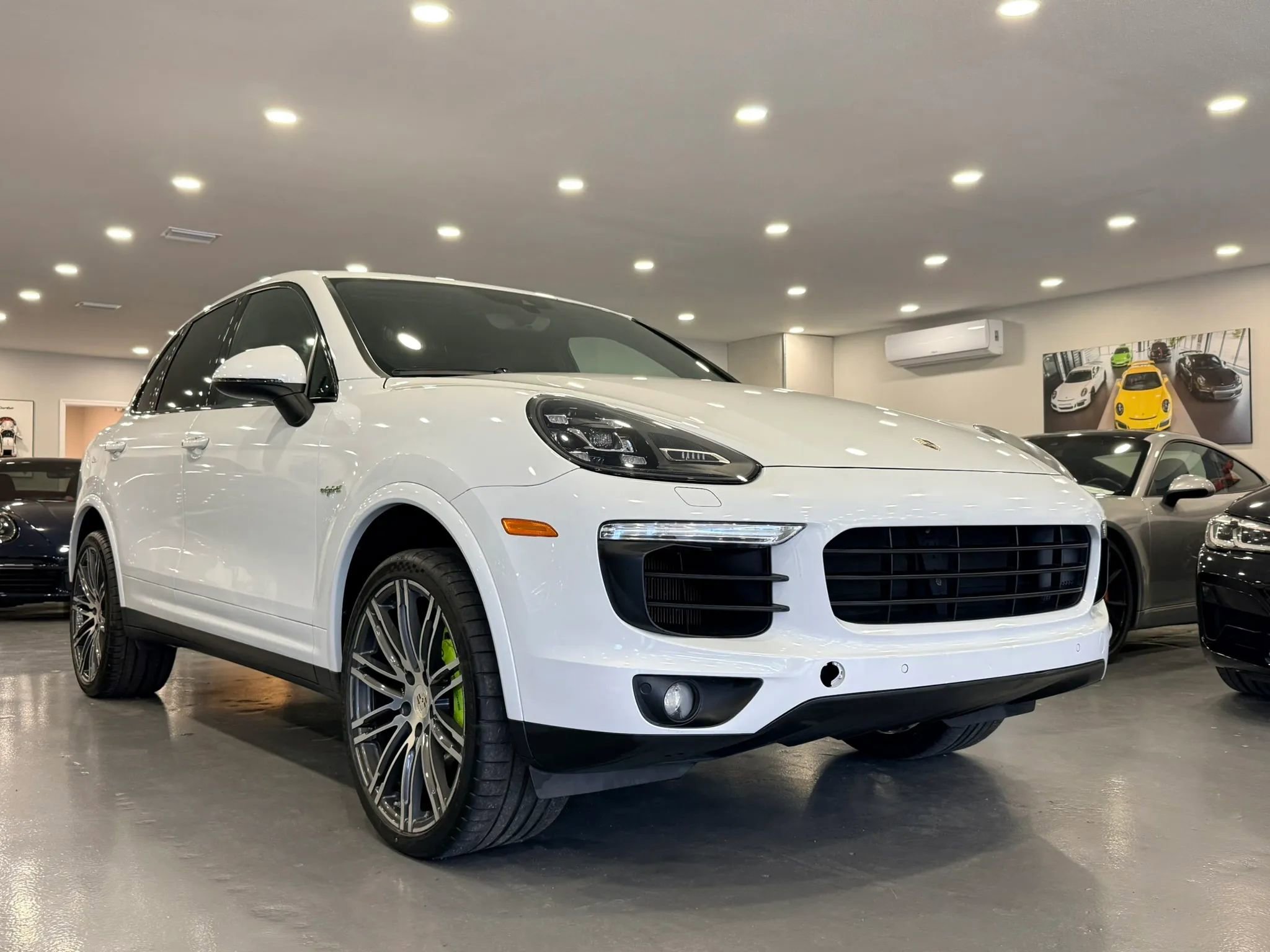 Used 2017 Porsche Cayenne S Platinum w/ Premium Package Plus (Pjy)
