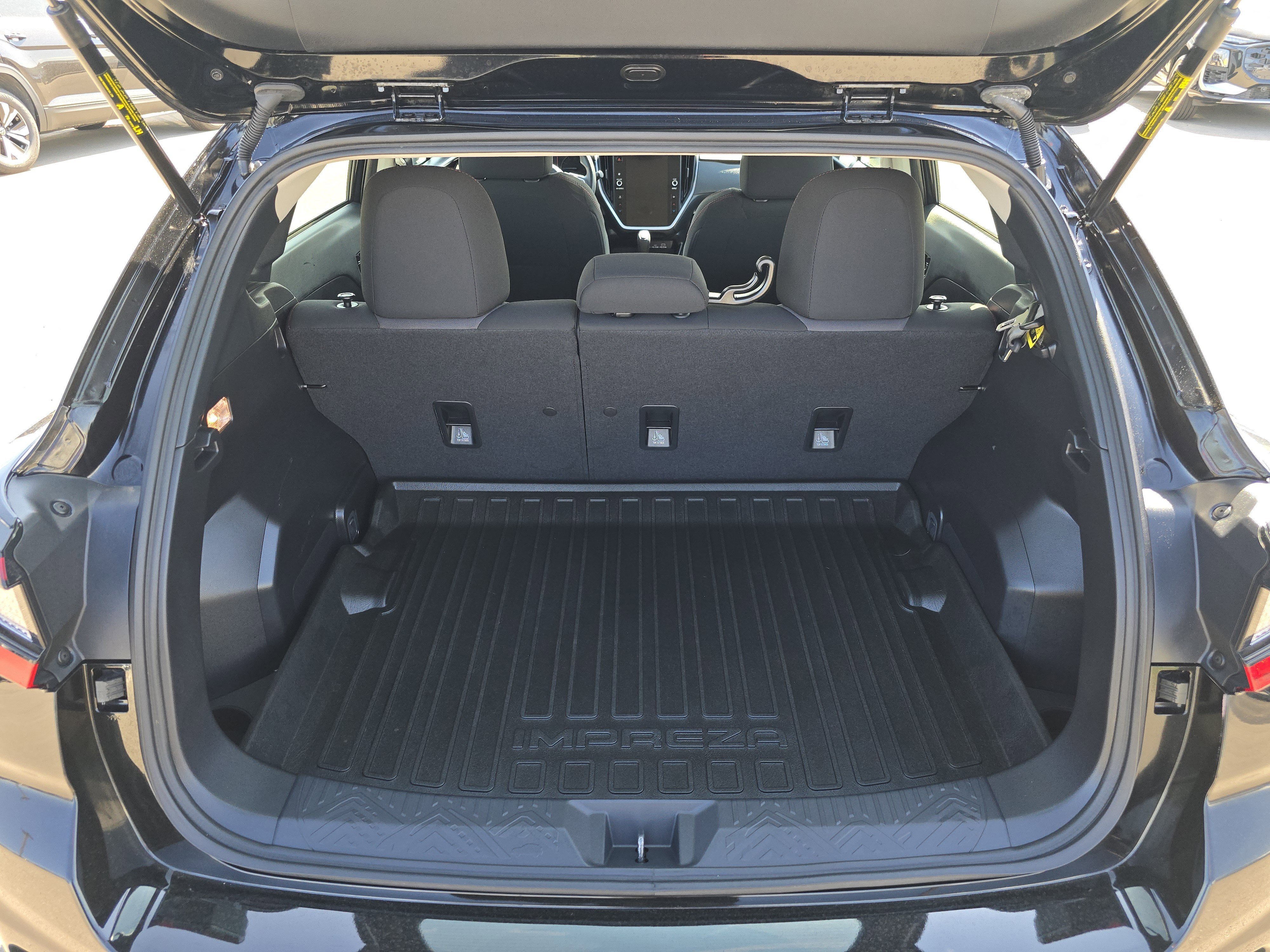 2025 Subaru Impreza 2.0i Sport