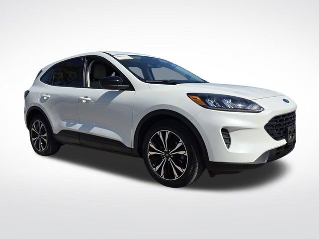 Certified 2022 Ford Escape SE w/ SE Sport Appearance Package
