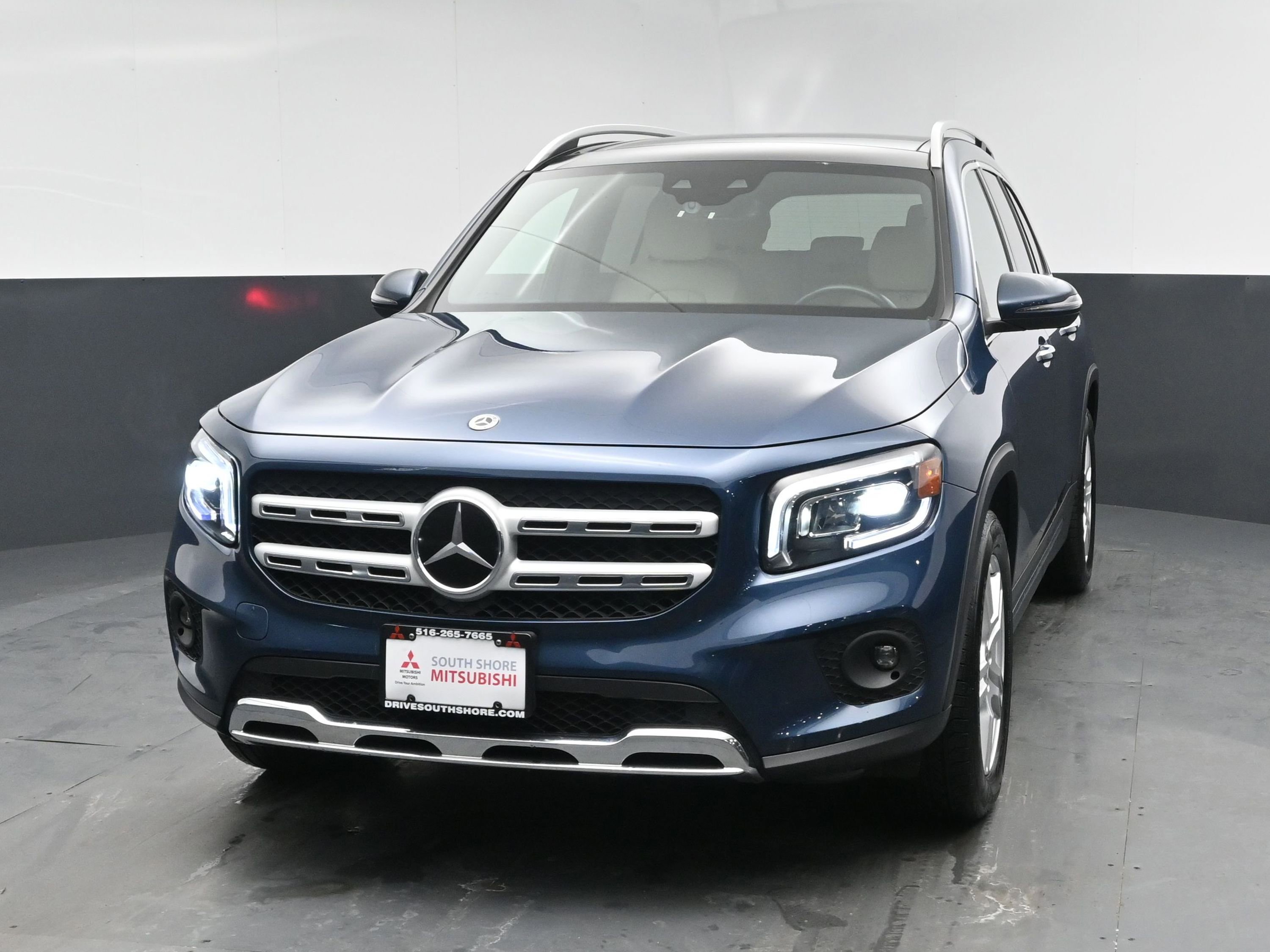 Used 2022 Mercedes-Benz GLB 250 4MATIC w/ Premium Package Lite