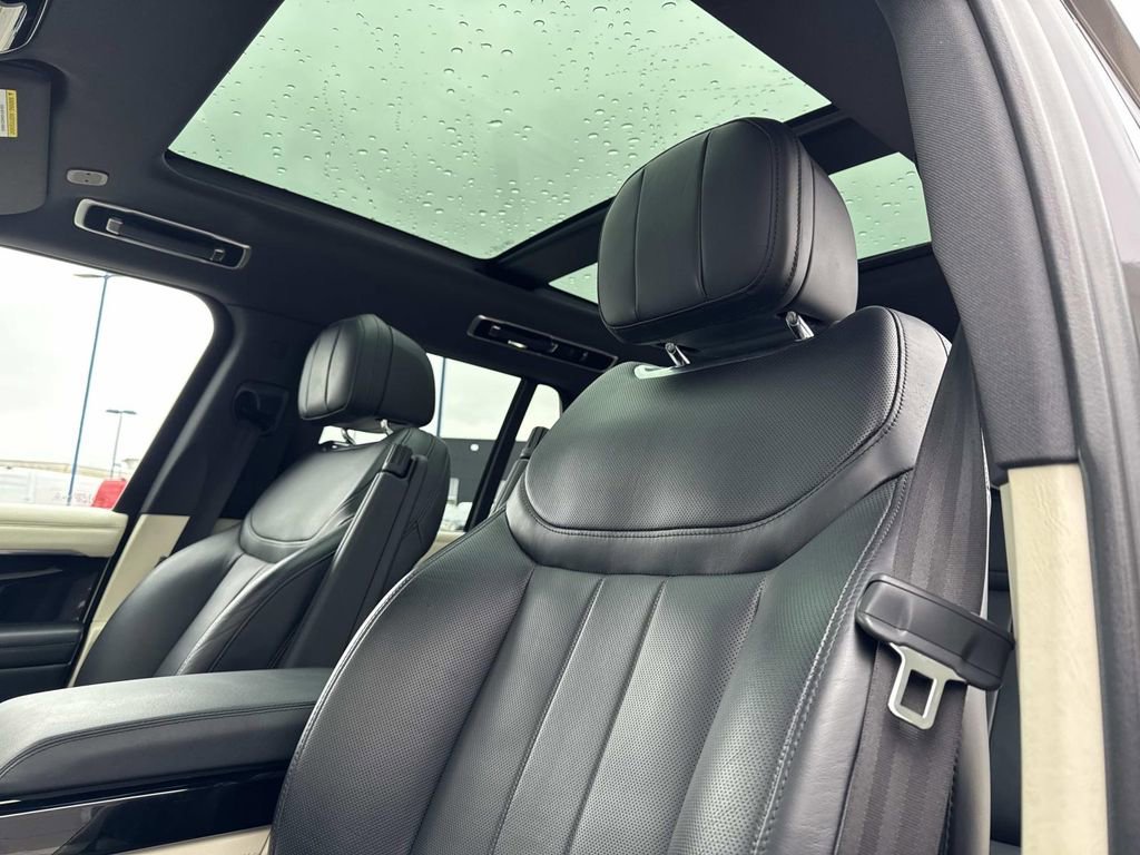 2023 Land Rover Range Rover SE