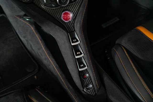 Used 2018 McLaren 720S Performance photo 23
