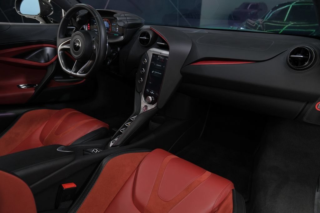 Used 2024 McLaren 750S Spider photo 39