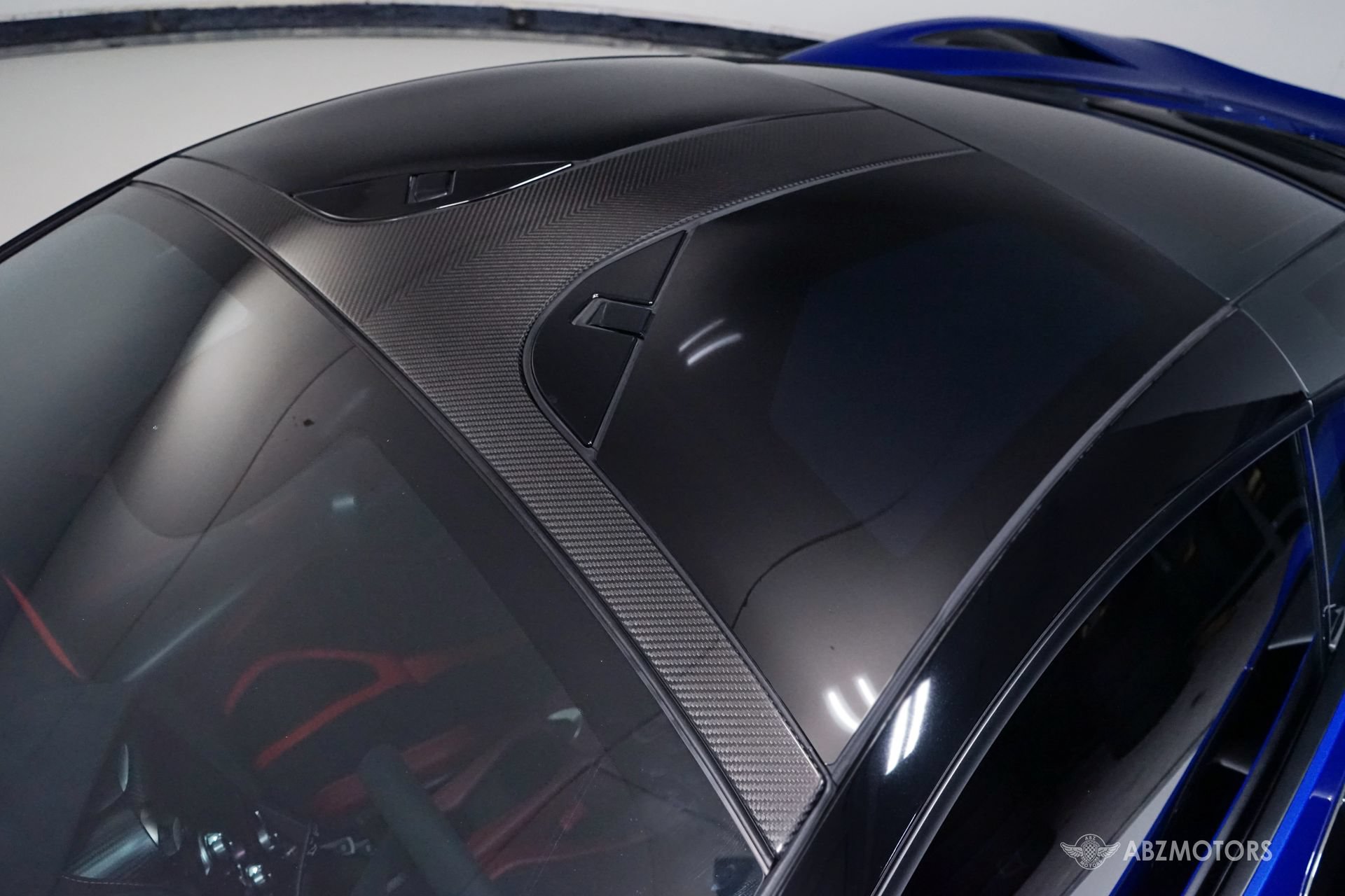 Used 2018 McLaren 720S Performance photo 17