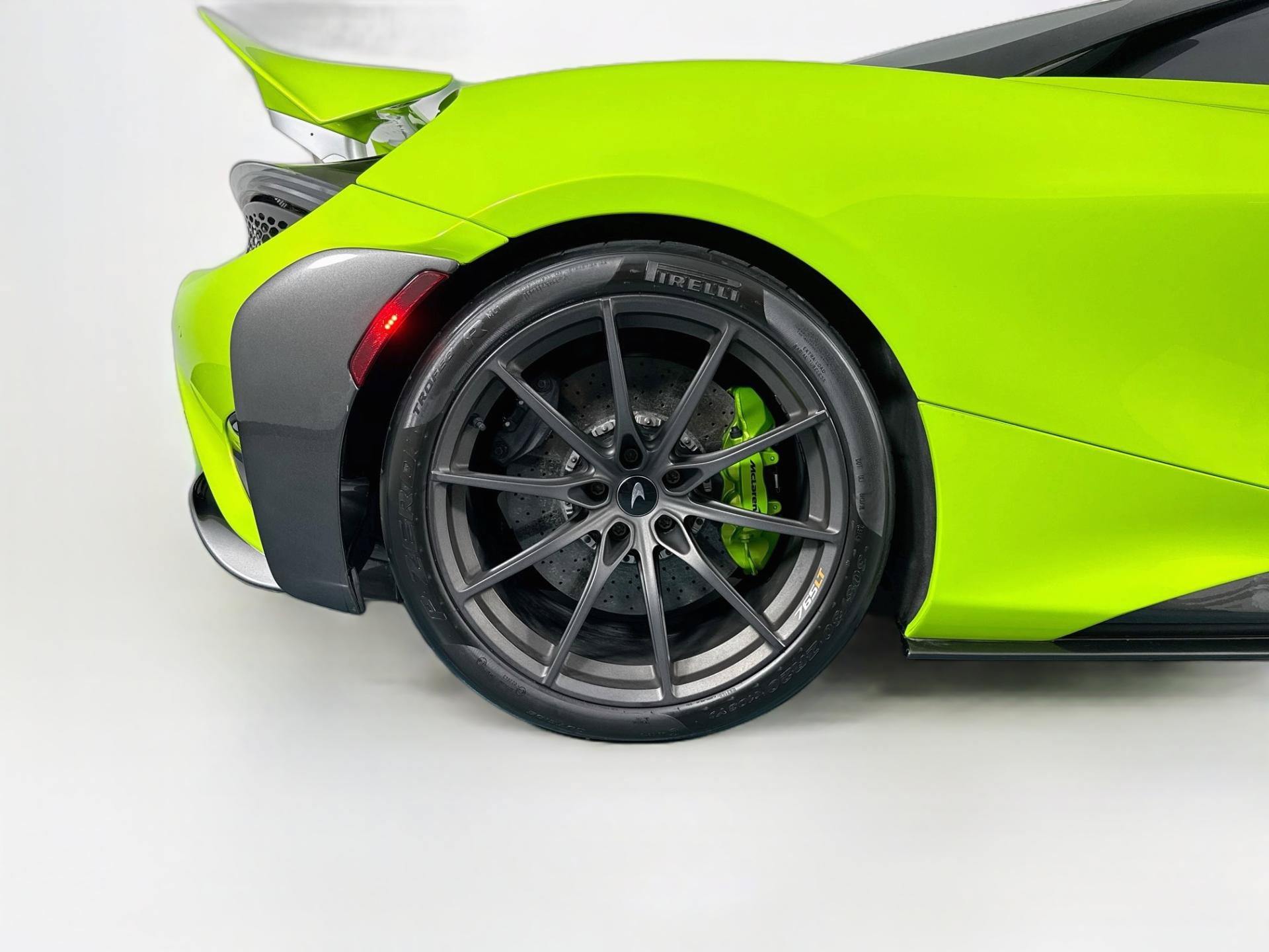 Used 2022 McLaren 765LT photo 72