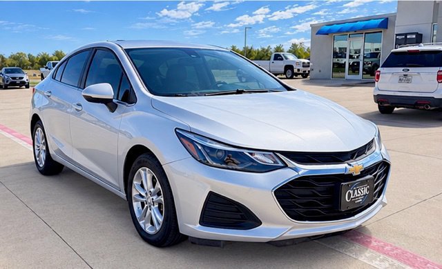 Used 2019 Chevrolet Cruze LT w/ Convenience Package