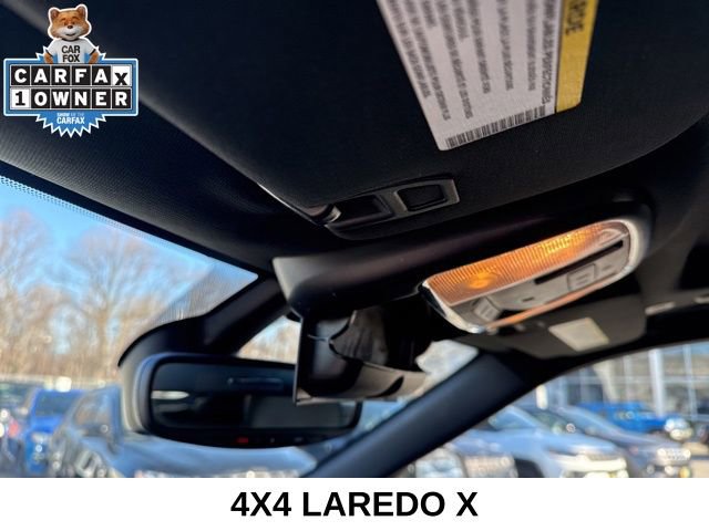 2022 Jeep Grand Cherokee Laredo X