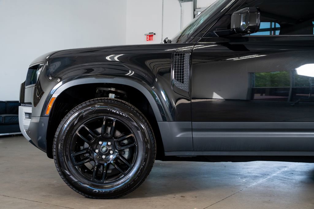 2024 Land Rover Defender 90 S