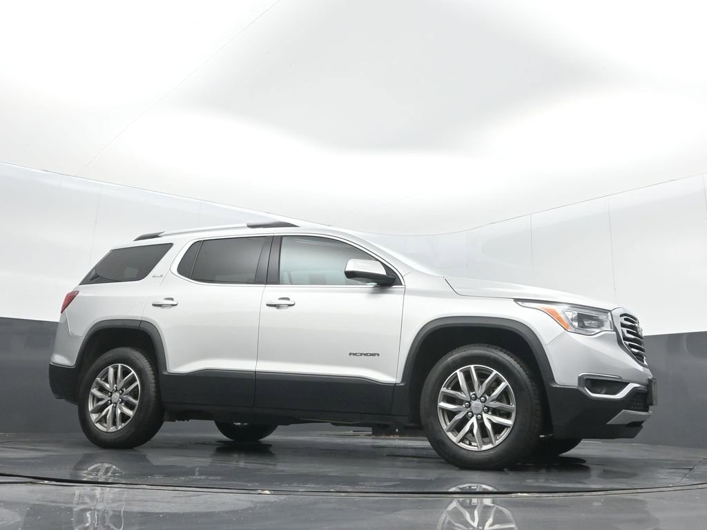 2017 GMC Acadia SLE