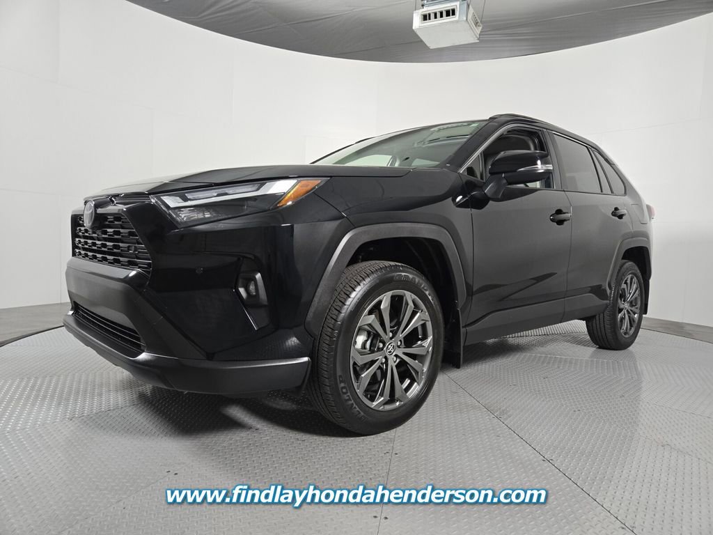 2025 Toyota RAV4 XLE Premium