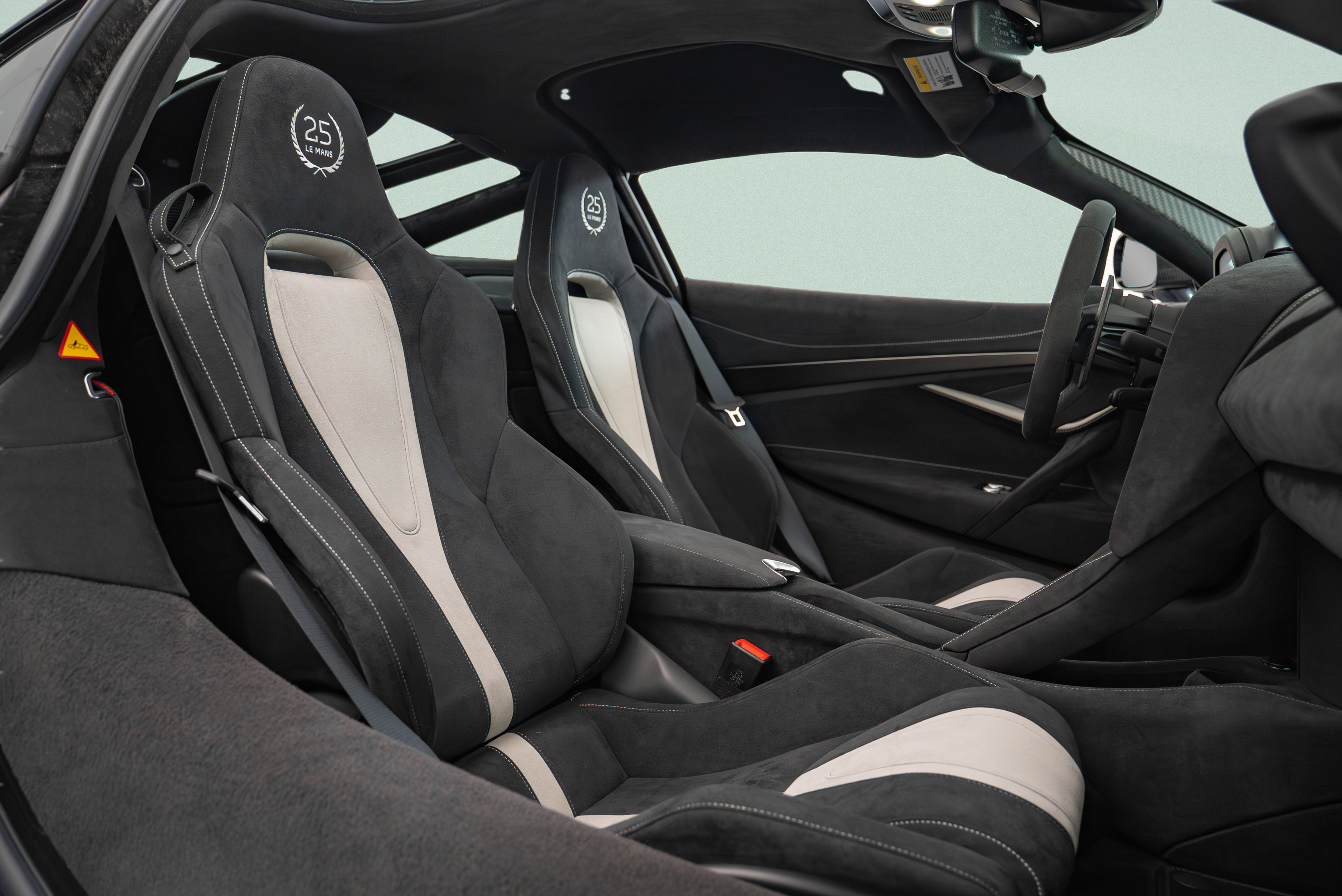 Used 2021 McLaren 720S photo 13