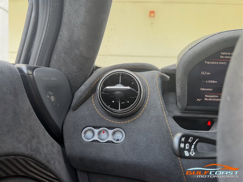 Used 2021 McLaren 765LT photo 22