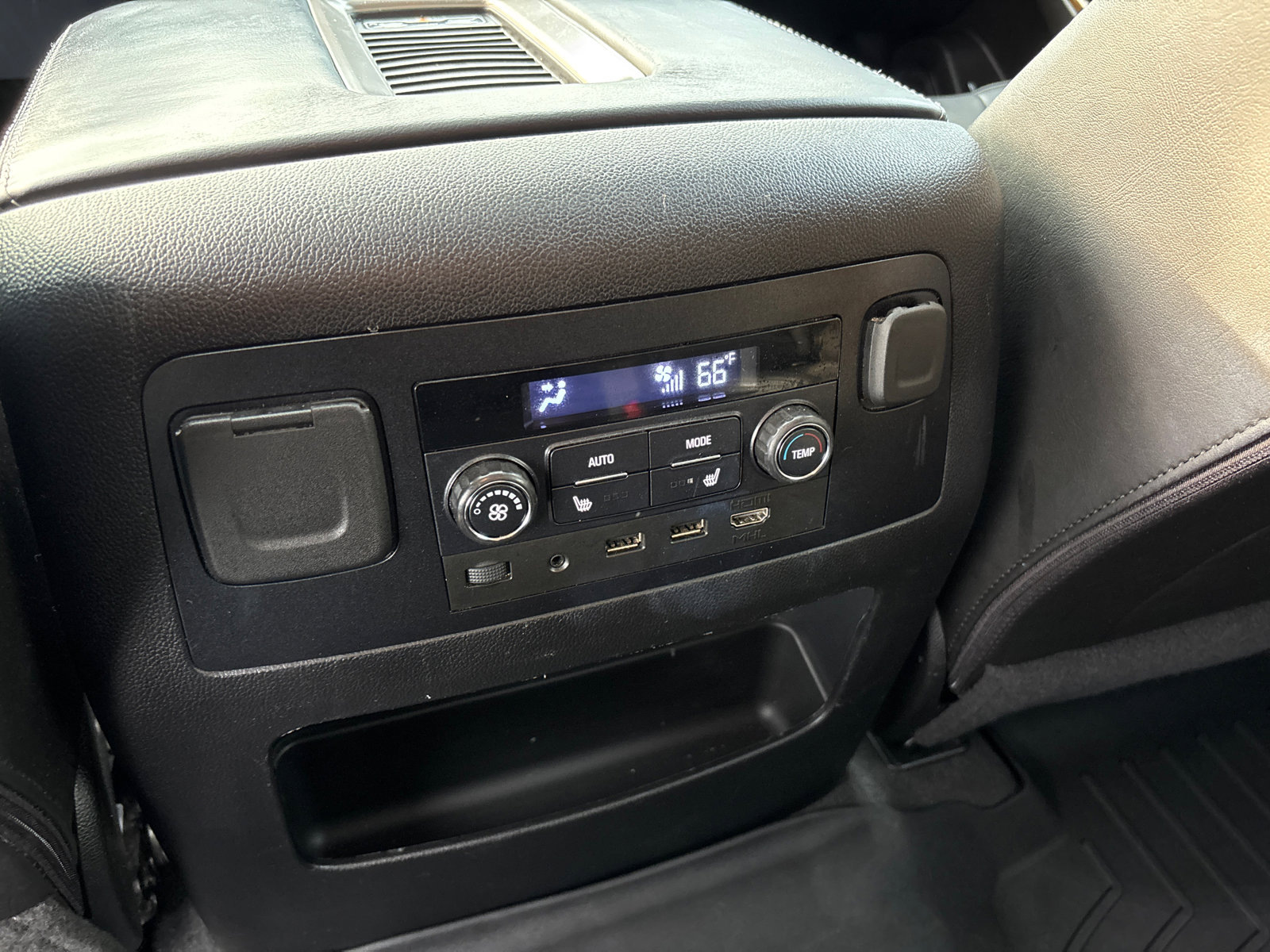 2020 GMC Yukon XL Denali