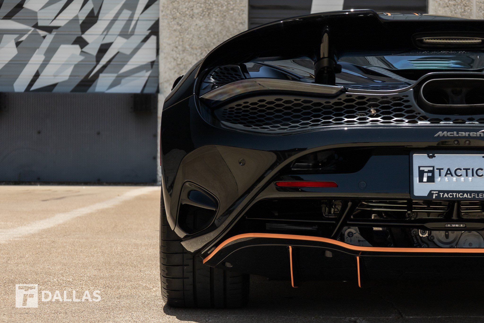 Used 2026 McLaren 750S photo 14