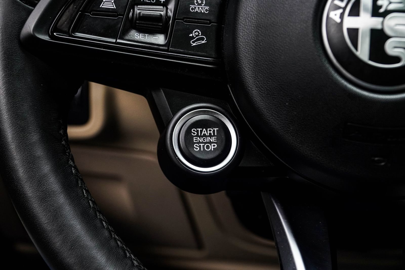 2023 Alfa Romeo Stelvio Ti Lusso