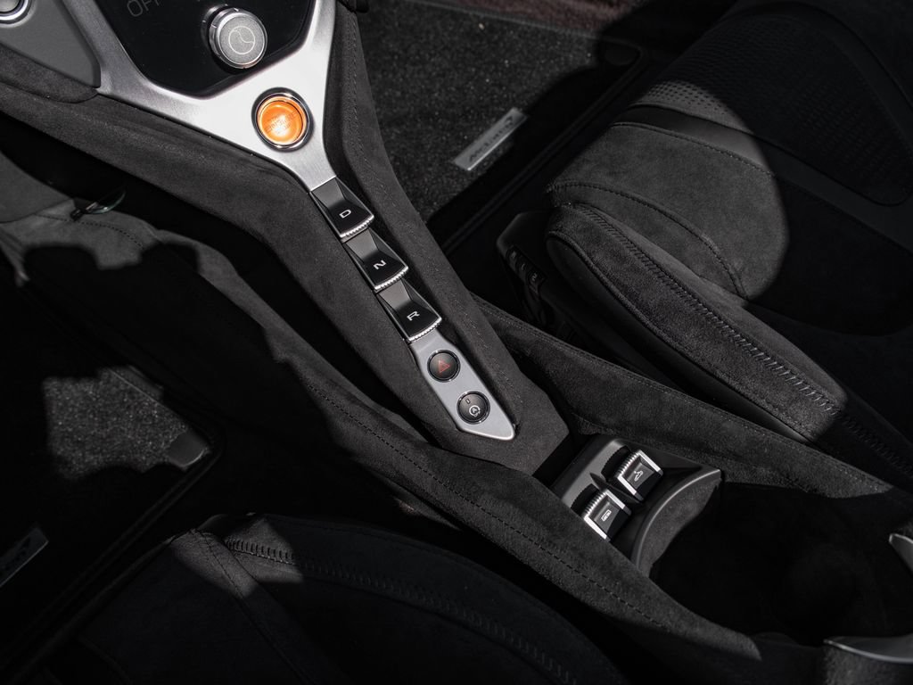New 2026 McLaren 750S Spider photo 23