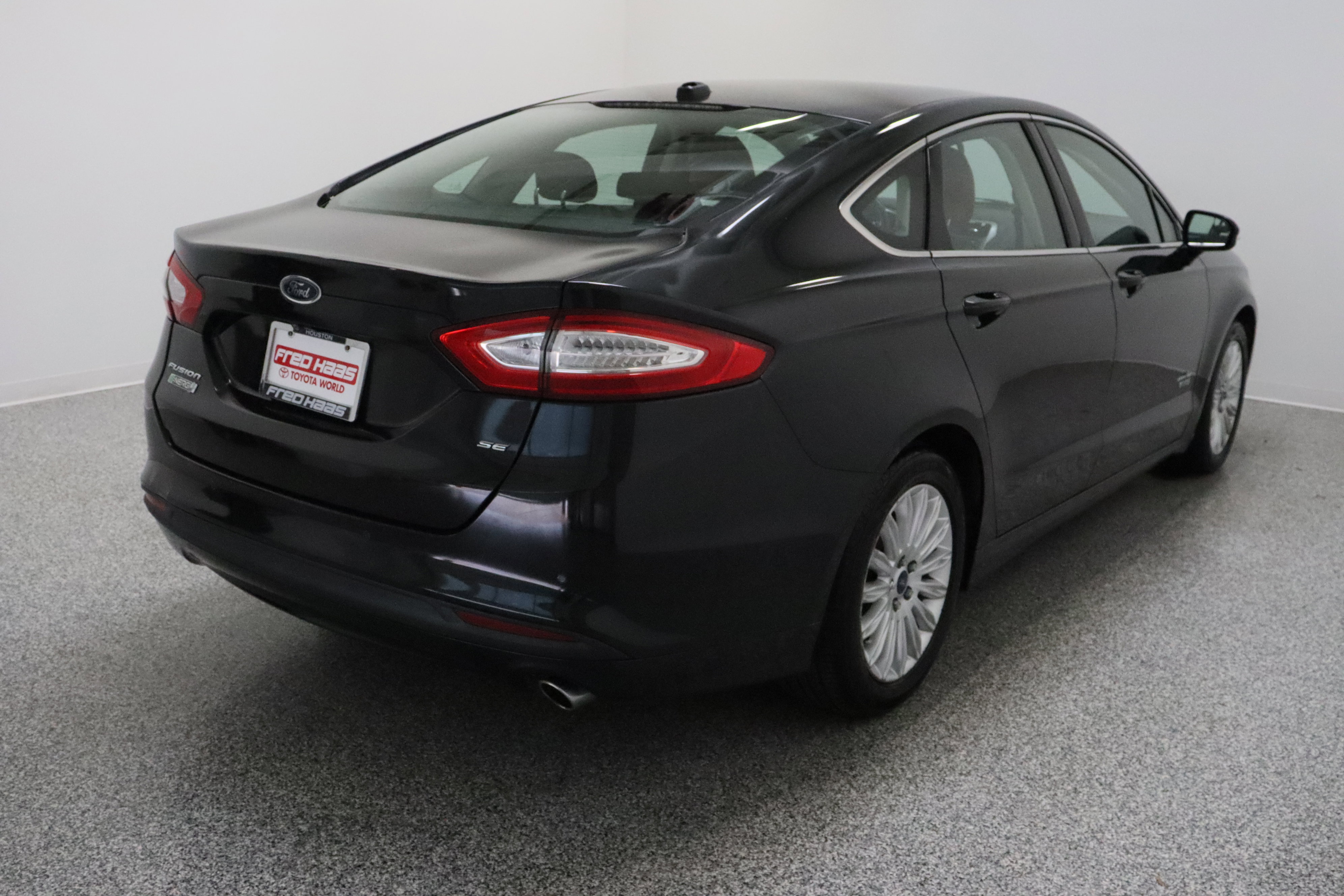 2014 Ford Fusion Energi SE