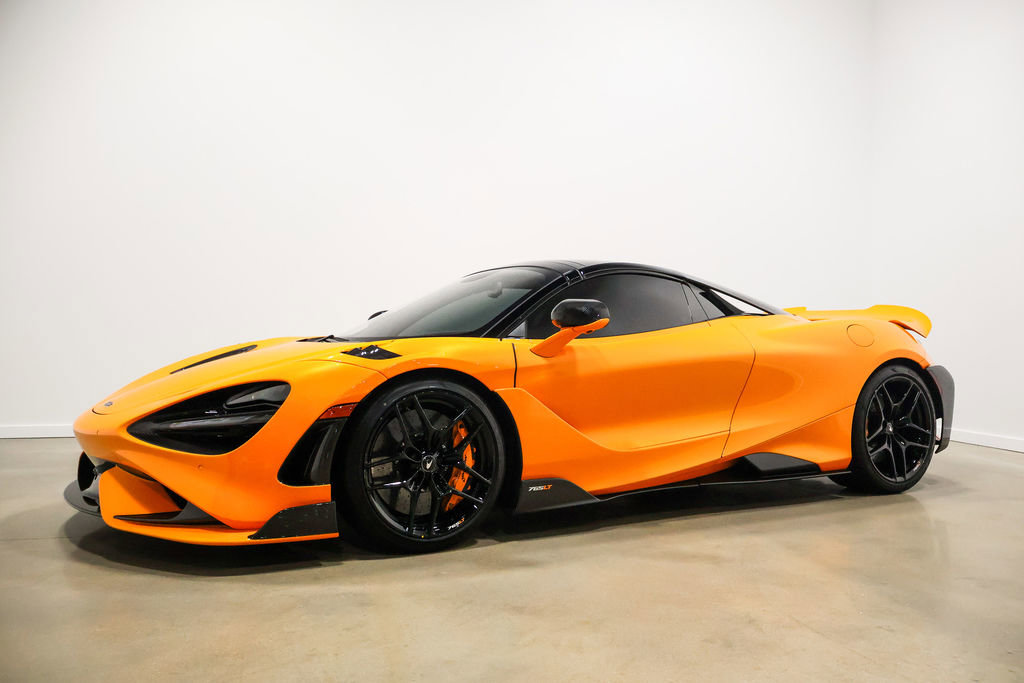Used 2022 McLaren 765LT photo 4
