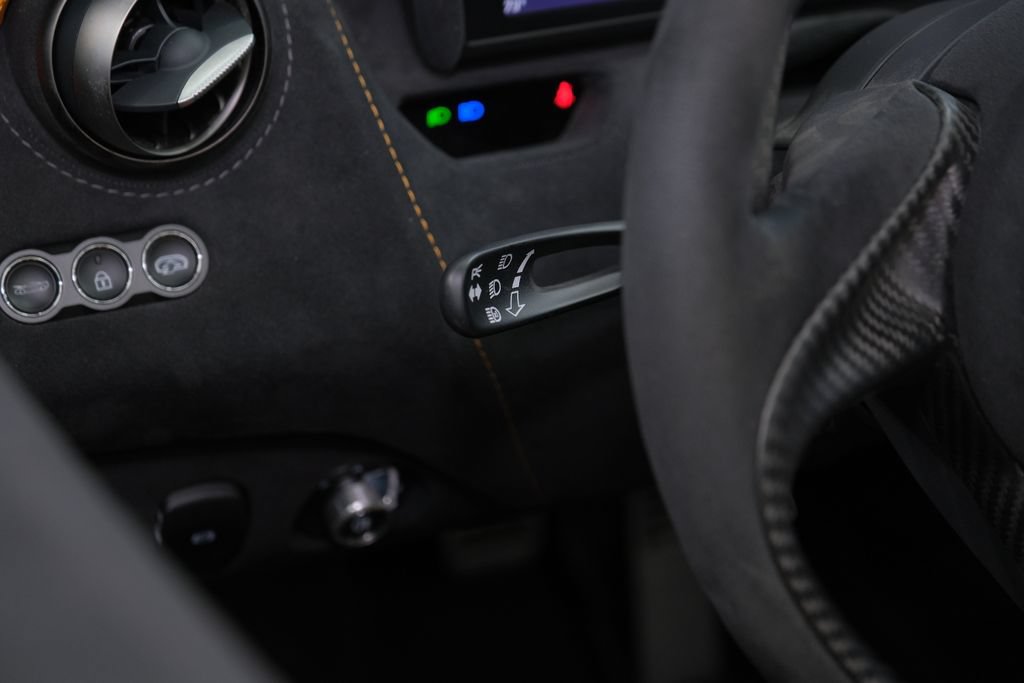 Used 2020 McLaren 720S Spider photo 43