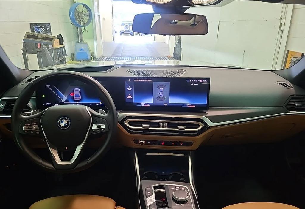 2023 BMW 330e xDrive