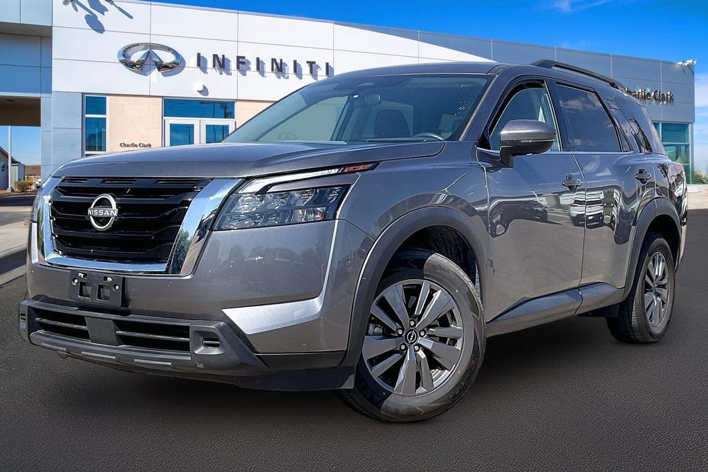 Used 2025 Nissan Pathfinder SV