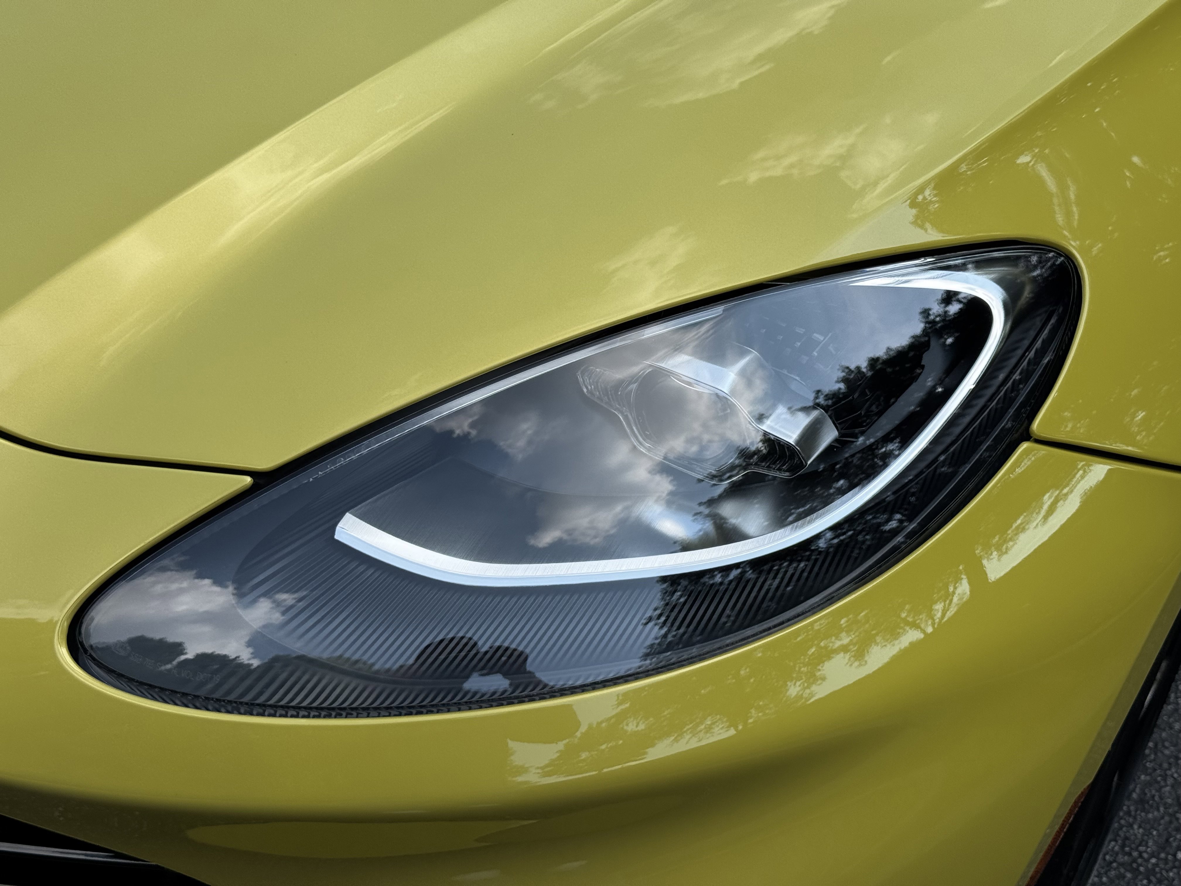 2021 Aston Martin DBX