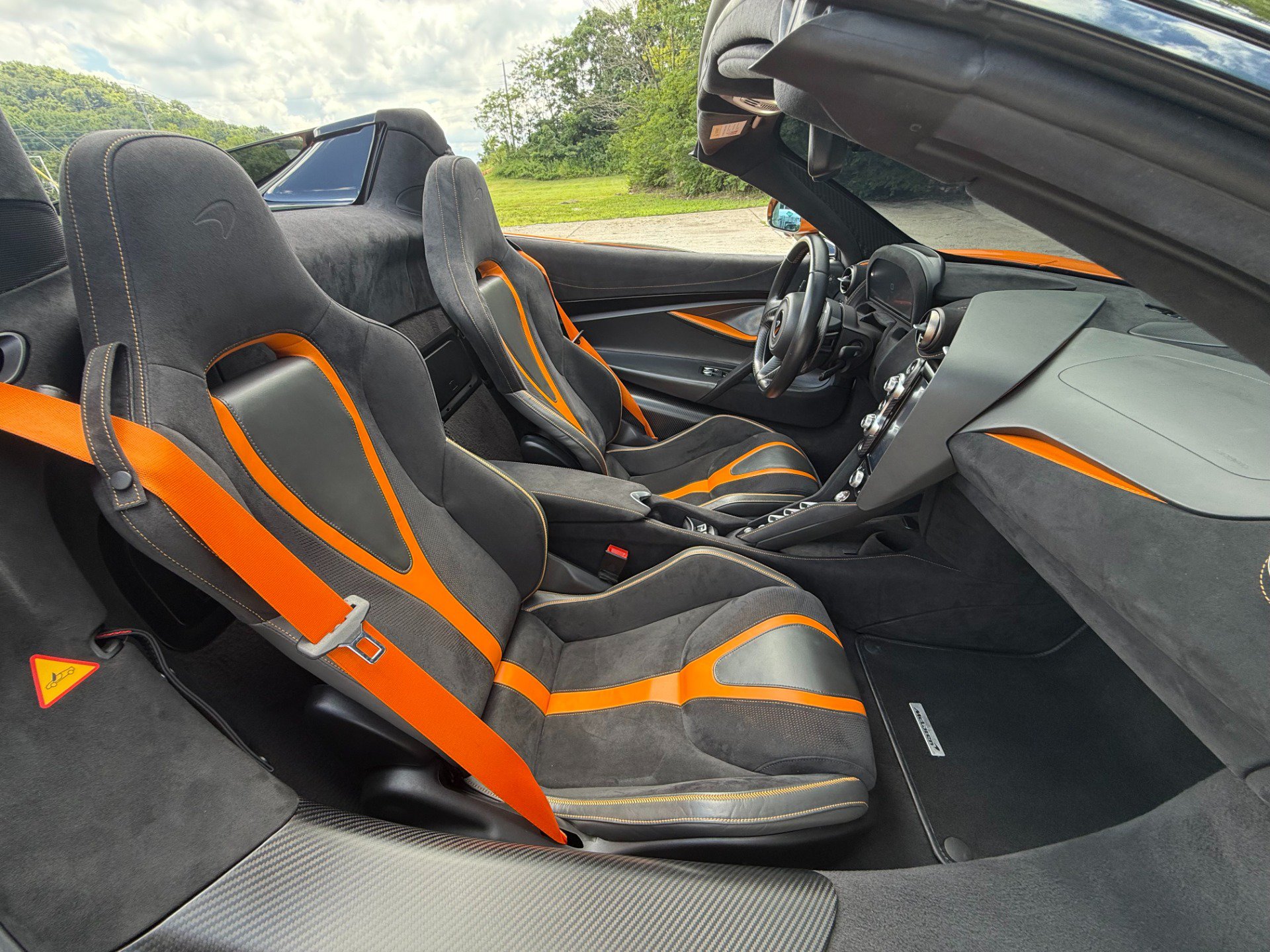 Used 2021 McLaren 720S Performance photo 22