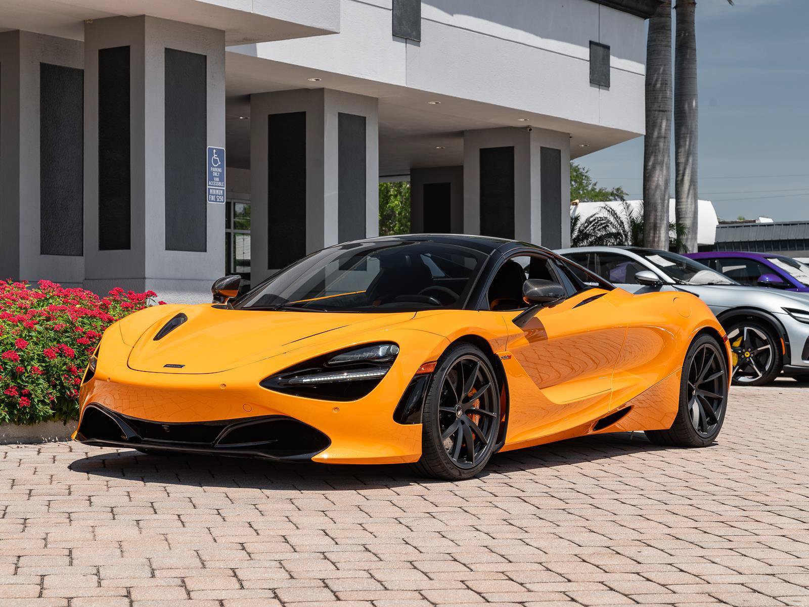 Used 2022 McLaren 720S Performance photo 27