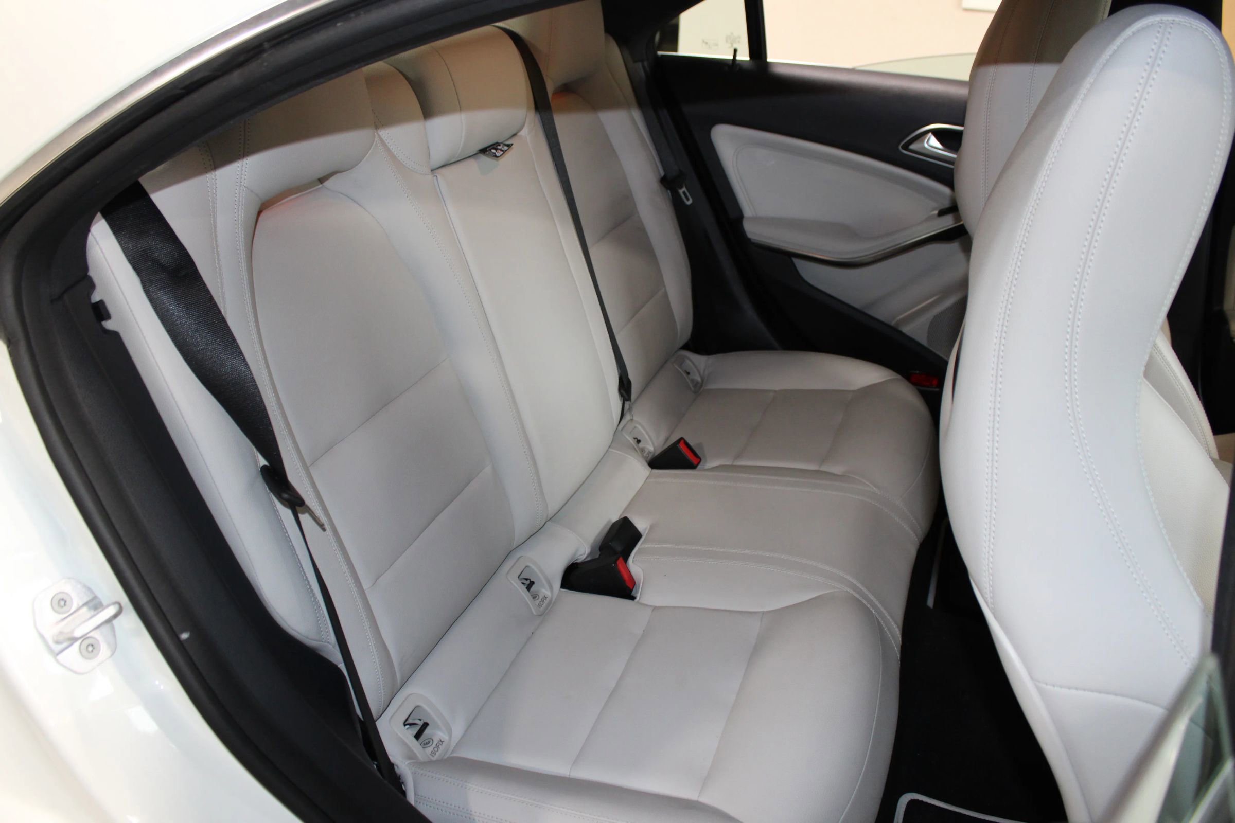 2014 Mercedes-Benz CLA 250