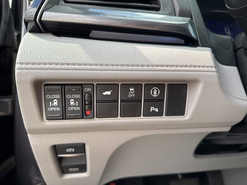 2021 Honda Odyssey Elite