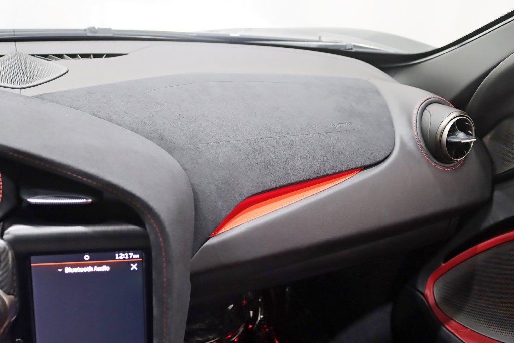 Used 2018 McLaren 720S Performance photo 37