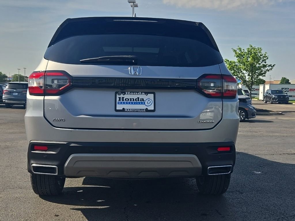 2024 Honda Pilot Touring
