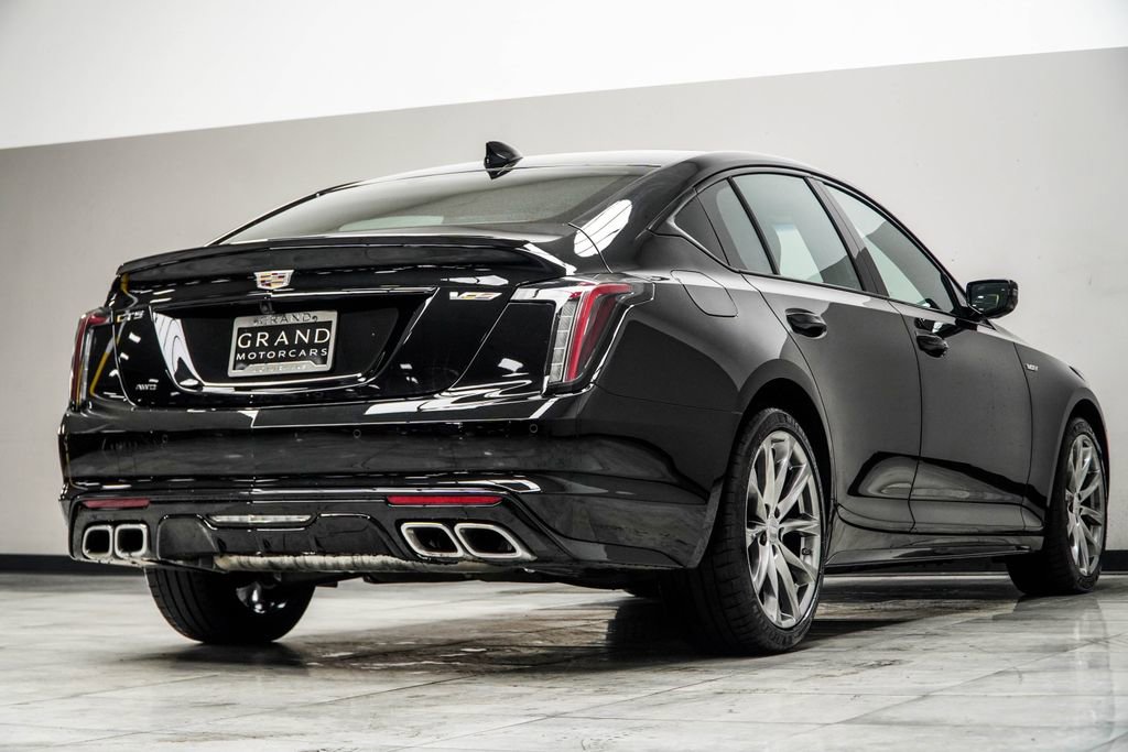 2024 Cadillac CT5 V