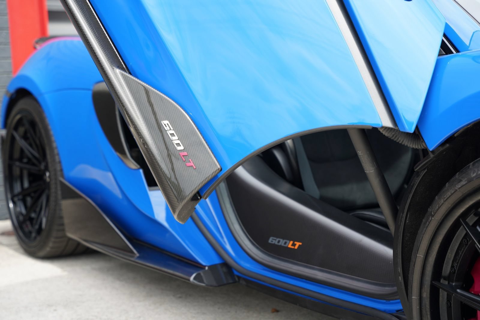 Used 2019 McLaren 600LT photo 22