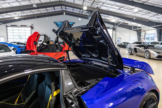 Used 2021 McLaren 720S Performance photo 48