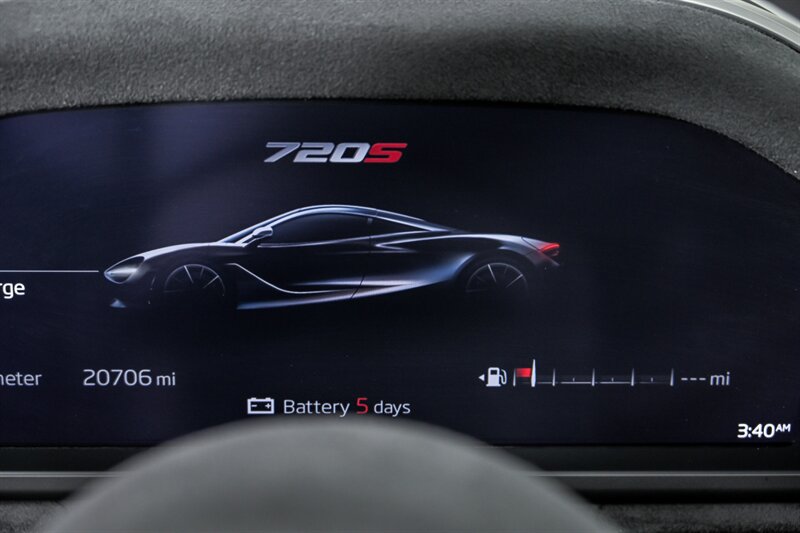 Used 2019 McLaren 720S Performance photo 24