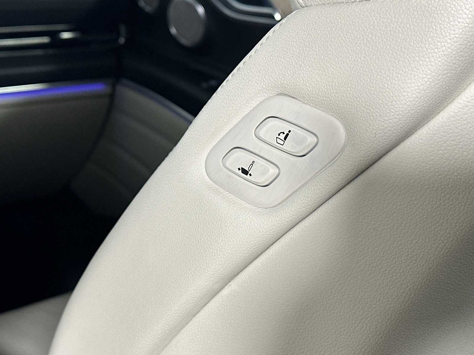 2023 Genesis Gv80 2.5T